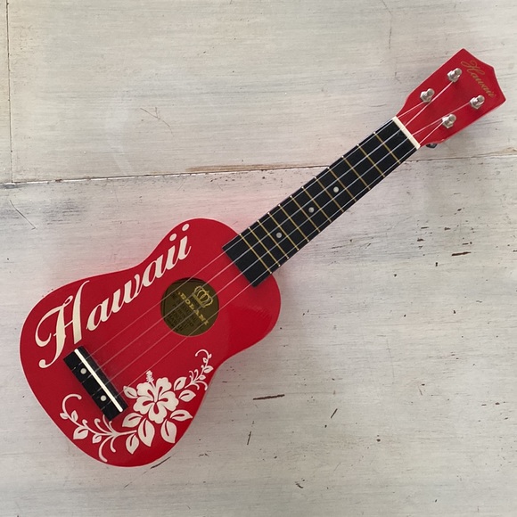 Red Hawaiian Leolani Ukulele Hawaii Graphic 🌺 - Picture 1 of 11